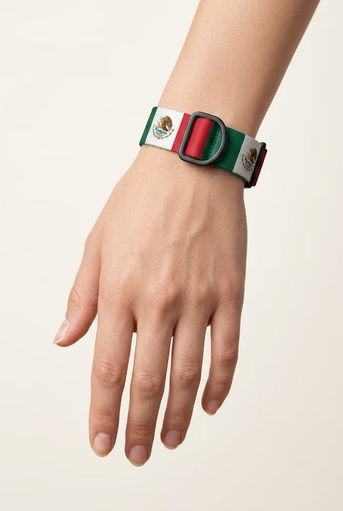 [amu-auto] mexico/bracelet/shot-1