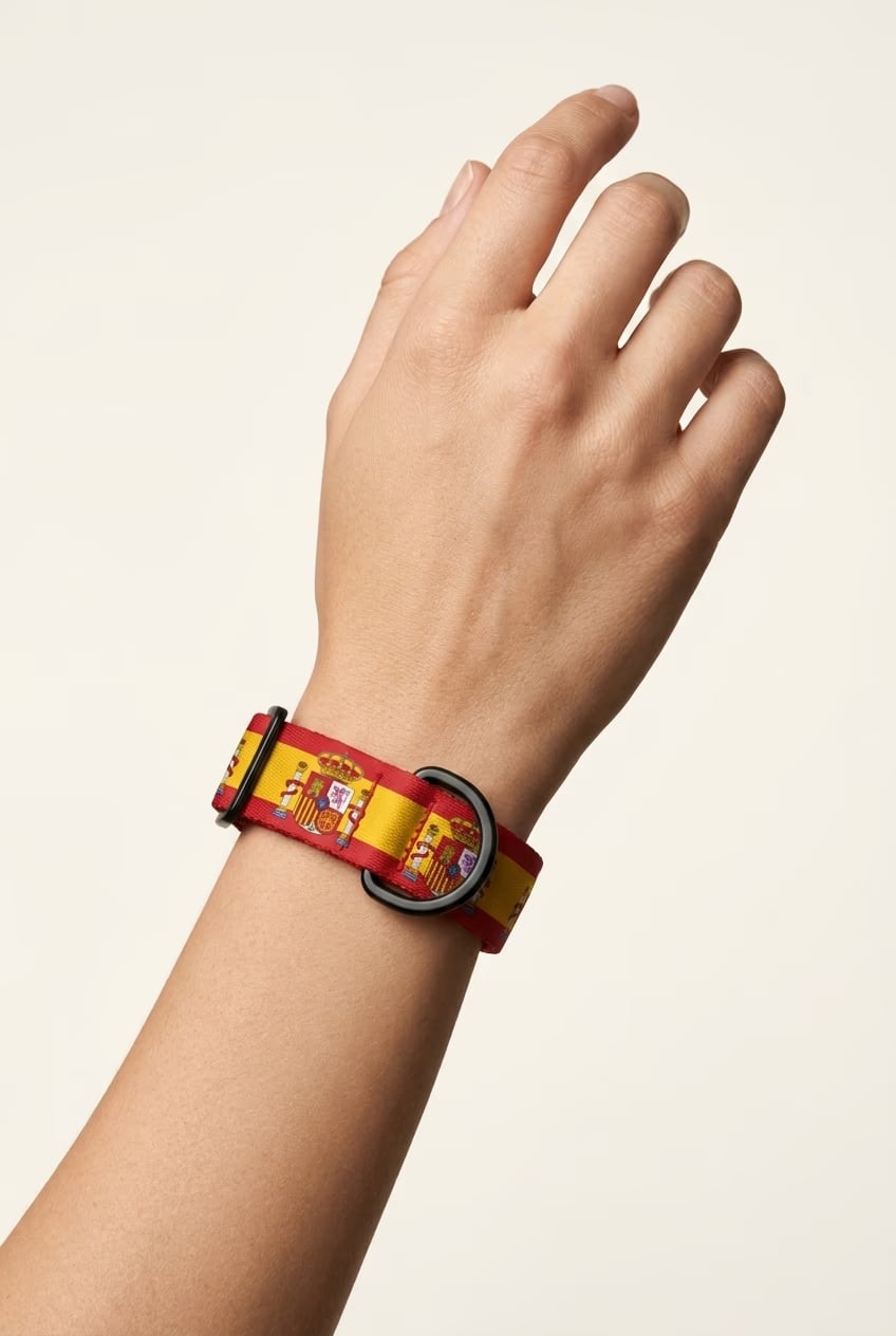 [amu-auto] spain/bracelet/shot-1